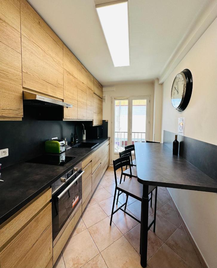 The Nice - 3 Rooms, 3Air Cond, 3Tv, 3Fans, 2 Wc, Wifi Everywhere 5Min Aeroport, Train, Beach, 1Min Tram, 15 Min Centre, Port, Parking Possible Dış mekan fotoğraf