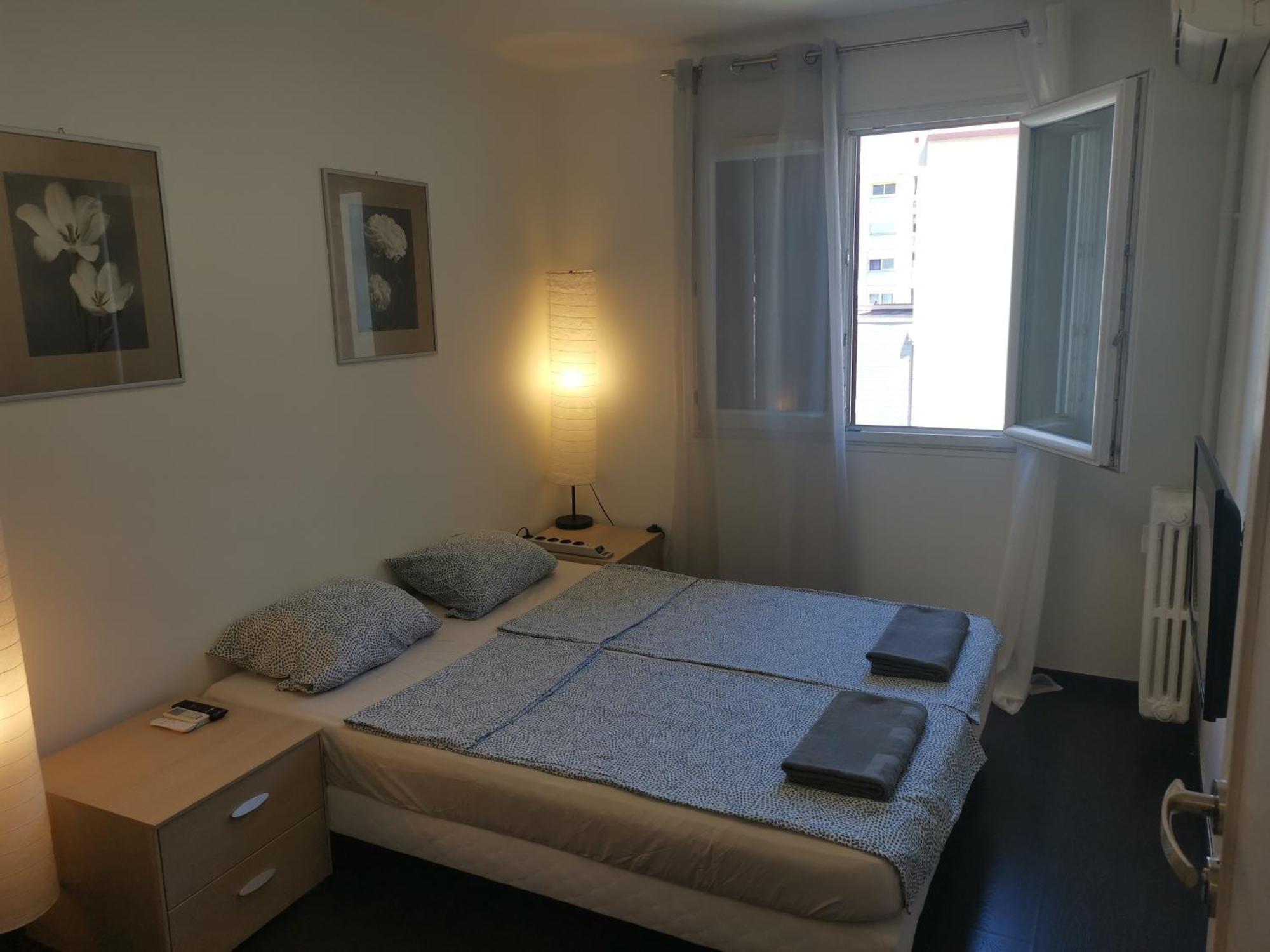 The Nice - 3 Rooms, 3Air Cond, 3Tv, 3Fans, 2 Wc, Wifi Everywhere 5Min Aeroport, Train, Beach, 1Min Tram, 15 Min Centre, Port, Parking Possible Dış mekan fotoğraf